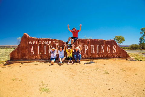 Alice Springs To Uluru (Ayers Rock) One Way Shuttle - Kingaroy Accommodation 5