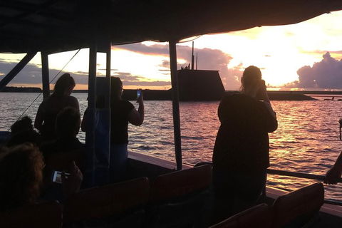 Tropical Light Tropical Bite - Twilight Cruise And CHOW Dinner - Kingaroy Accommodation 8