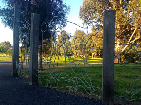 Mansfield Arts Walk - Kingaroy Accommodation 2