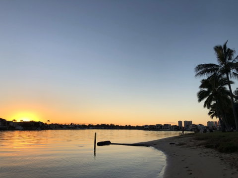Surf In Paradise - Kingaroy Accommodation 1