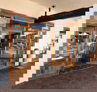 Van Rensburg Galleries - Kingaroy Accommodation