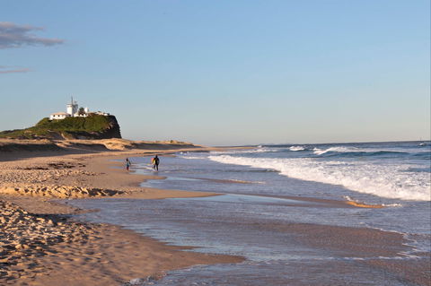 Nobbys Beach - Kingaroy Accommodation 2