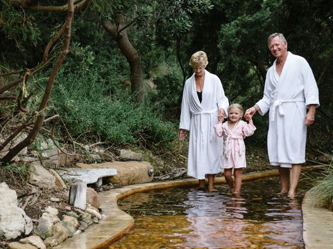 Peninsula Hot Springs - Kingaroy Accommodation 1