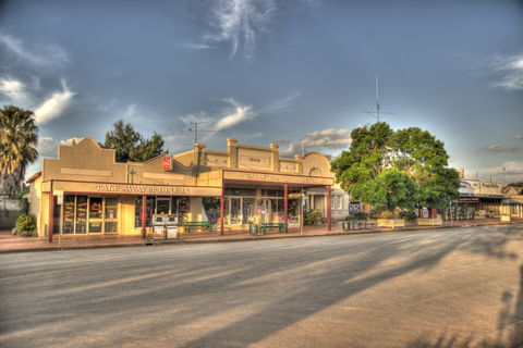 Ardlethan - Kingaroy Accommodation 1