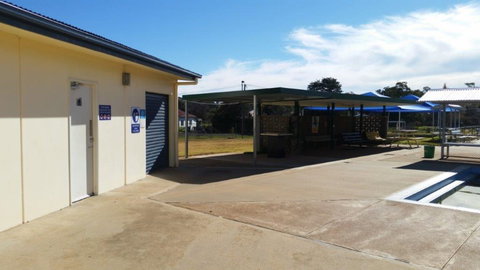 Cudal Swimming Pool - Kingaroy Accommodation 2