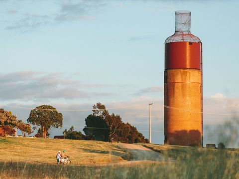 Rutherglen Wine Bottle - Kingaroy Accommodation 0