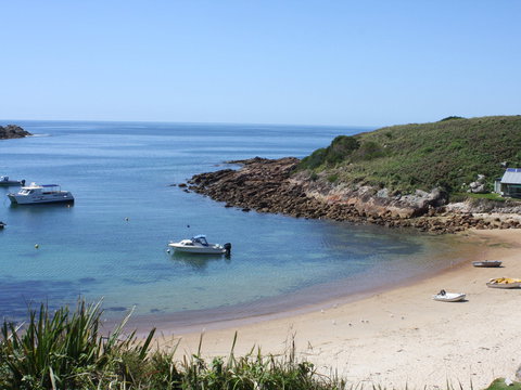 Broughton Island - Kingaroy Accommodation 2