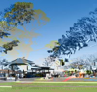 Eddie Santaguiliana Way - Kingaroy Accommodation