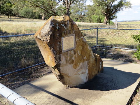 John Oxley Monument - Kingaroy Accommodation 1