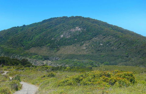 Monument Hill Walking Track - Kingaroy Accommodation 0