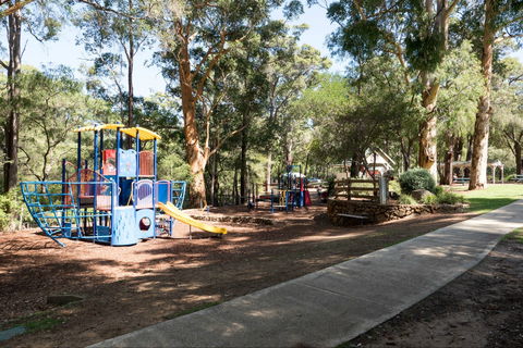 Vasse River And Rotary Park - Kingaroy Accommodation 0