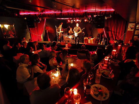 Brass Monkey Cronulla - Kingaroy Accommodation 0