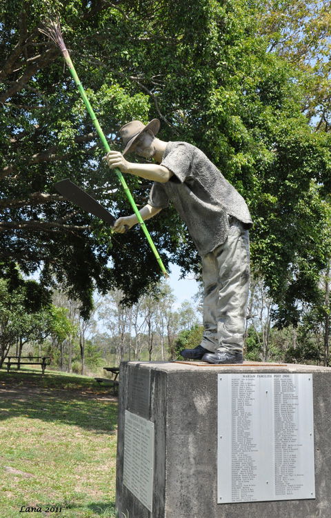 Cane Cutter Memorial - Kingaroy Accommodation 0