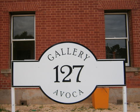Gallery 127 - Kingaroy Accommodation 0