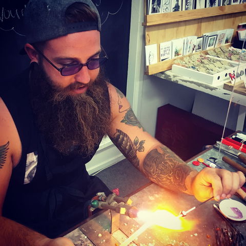 Hot Glass Demonstrations And Classes - Kingaroy Accommodation 1