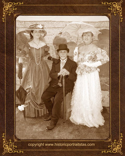 Olde Time Portraits - Kingaroy Accommodation 1