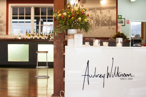 Audrey Wilkinson Vineyard: Picnic With Wine Masterclass Tasting - Kingaroy Accommodation 4