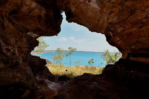Groote Eylandt Tour: Hanging Rock Cave Paintings - Kingaroy Accommodation 4