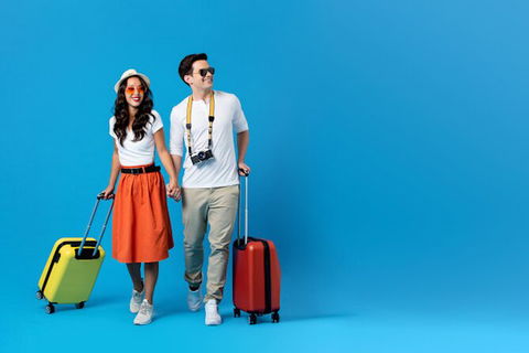 SHUTTLE - CAIRNS AIRPORT TO CAIRNS HOTELS (or Reverse) - Kingaroy Accommodation 0
