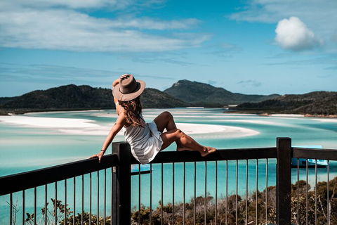 Day Sail The Whitsunday Islands On Atlantic Clipper From Airlie Beach - Kingaroy Accommodation 10