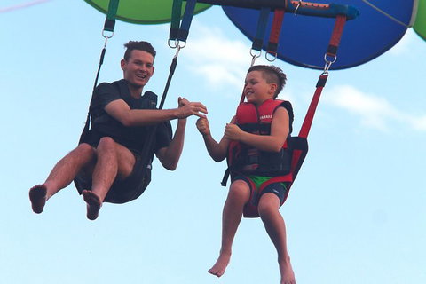 Parasail / Flyboard Package For 2 - Kingaroy Accommodation 5