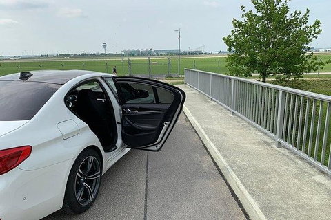 Private Transfer: Avalon International Airport (AVV) To Melbourne - Kingaroy Accommodation 4