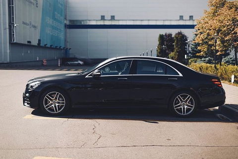 Arrival Private Transfers: Melbourne Airport MEL To Melbourne In Business Car - Kingaroy Accommodation 0