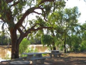 Allan Tannock Weir - Kingaroy Accommodation 0