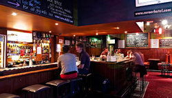 The Corner Hotel - Kingaroy Accommodation 2