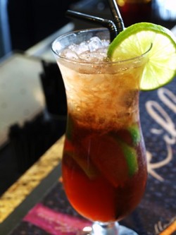 Glenelg Jetty Hotel - Kingaroy Accommodation 2