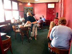 Mercantile Hotel - Kingaroy Accommodation 3