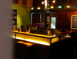 Glass Bar & Restaurant - Kingaroy Accommodation 3