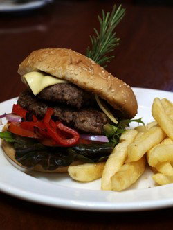 Glenelg Jetty Hotel - Kingaroy Accommodation 3