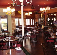 Belvideres Bar Bistro Bottleshop - Kingaroy Accommodation