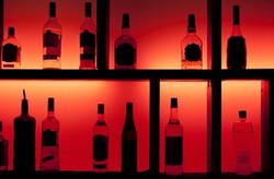 Glo Lounge Bar - Kingaroy Accommodation 0