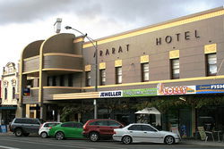 Ararat Hotel - Kingaroy Accommodation 1