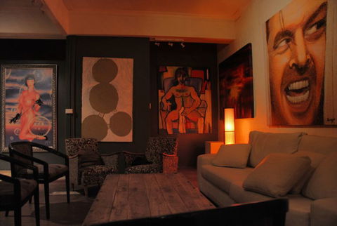 Fad Gallery - Kingaroy Accommodation 3
