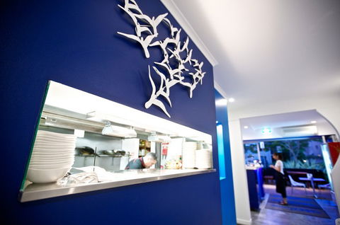 Fish Roe Gourmet Fish & Chippery - Kingaroy Accommodation 5