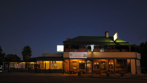 Bushrangers Bar & Brasserie - Kingaroy Accommodation 1