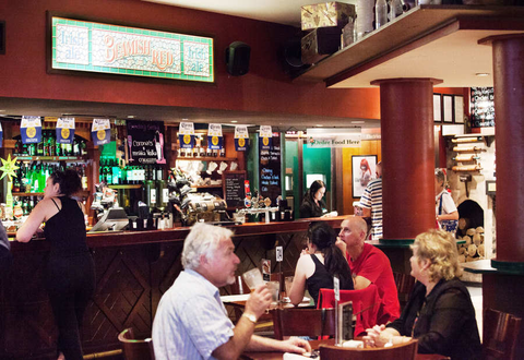 O'Malley's Irish Pub - Kingaroy Accommodation 2