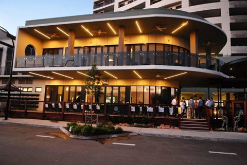 Q Bar & Brasserie On The Avenue - Kingaroy Accommodation 1