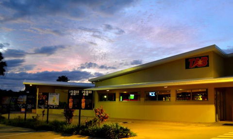 Capricorn Tavern - Kingaroy Accommodation 3