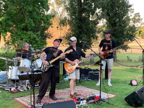 Angas Plains Wines Live In The Vines, With The Band -Wisky Jak - Kingaroy Accommodation 2