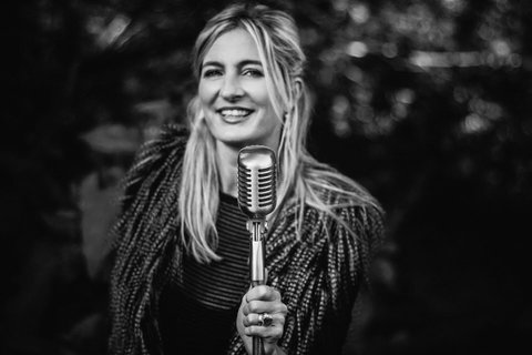 Fireside Jazz Dinner With Ella’s Holiday - Kingaroy Accommodation 0