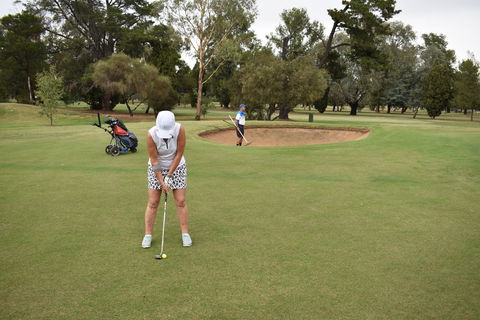 Howlong Golden Shoe Nine Hole Golf Tournament - Kingaroy Accommodation 0