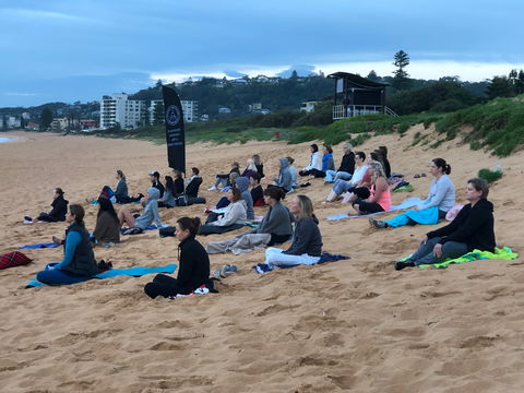 Meditation Mainstream Free Beach Meditation Session Mooloolaba - Kingaroy Accommodation 0