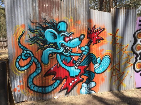 Thrashville - Kingaroy Accommodation 0