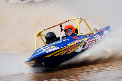 V8 Superboats - Kingaroy Accommodation 0