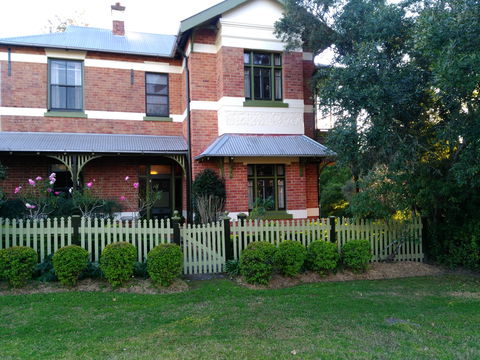 Annual Paterson Historical Walk - Kingaroy Accommodation 1