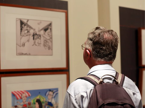 Behind The Lines: The Year's Best Political Cartoons 2019 - Kingaroy Accommodation 1